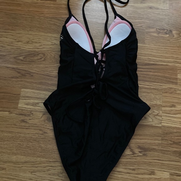 Women’s one piece swimsuit - Picture 2 of 2